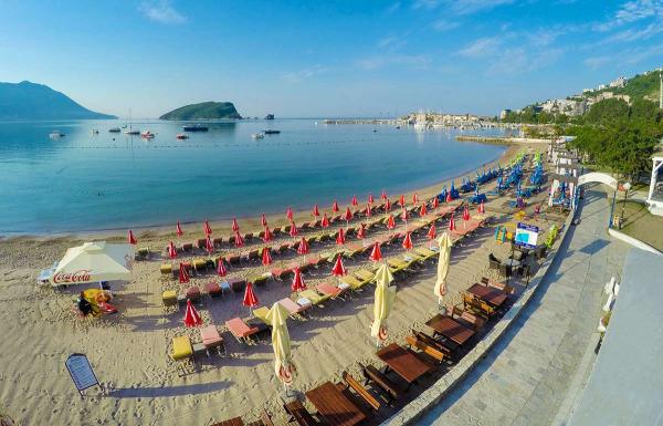 Vila-Obala_beach-600×385